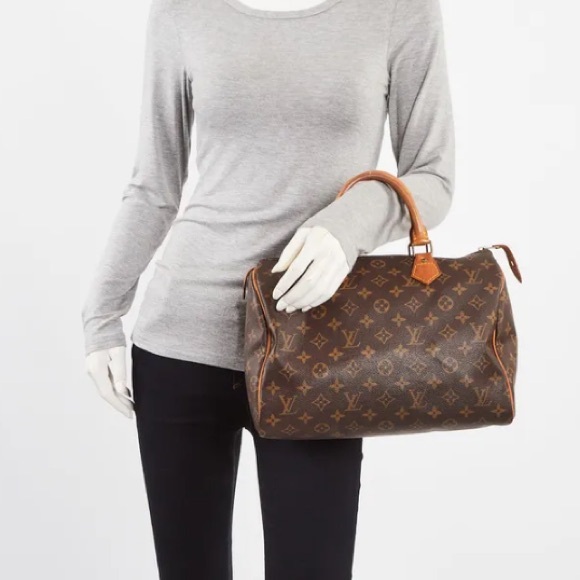 LOUIS VUITTON
Monogram Canvas Speedy 30 Bag - Picture 15 of 15